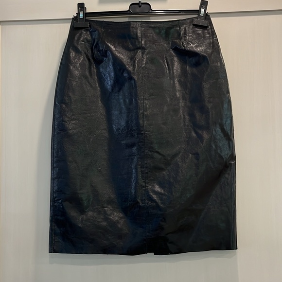 VGUC Rudsak black leather knee length pencil skirt with front vent - Picture 6 of 9